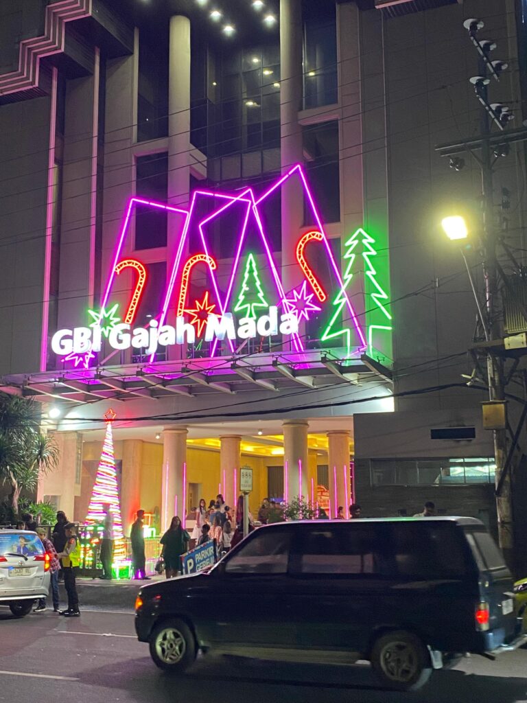 Kepolisian dan GNPK-RI Amankan Perayaan Natal di GBI Gajahmada Kota Semarang