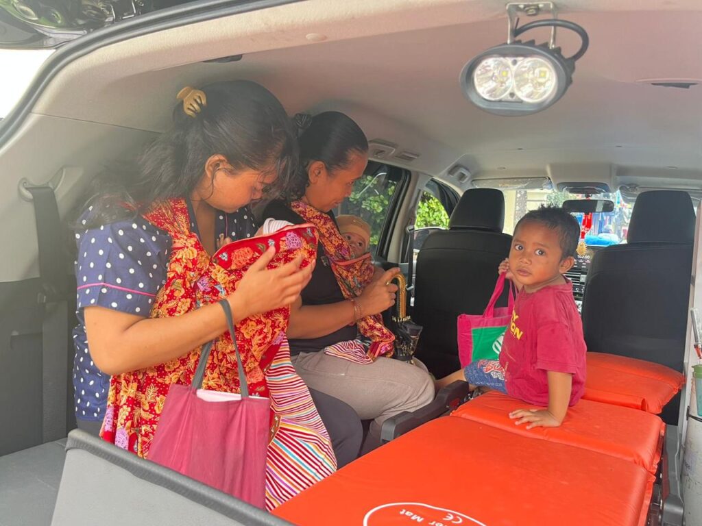 Dinkes Klarifikasi Dugaan Ambulans Inova Zenix Jadi Kendaraan Pribadi, Ini Peruntukan Resminya